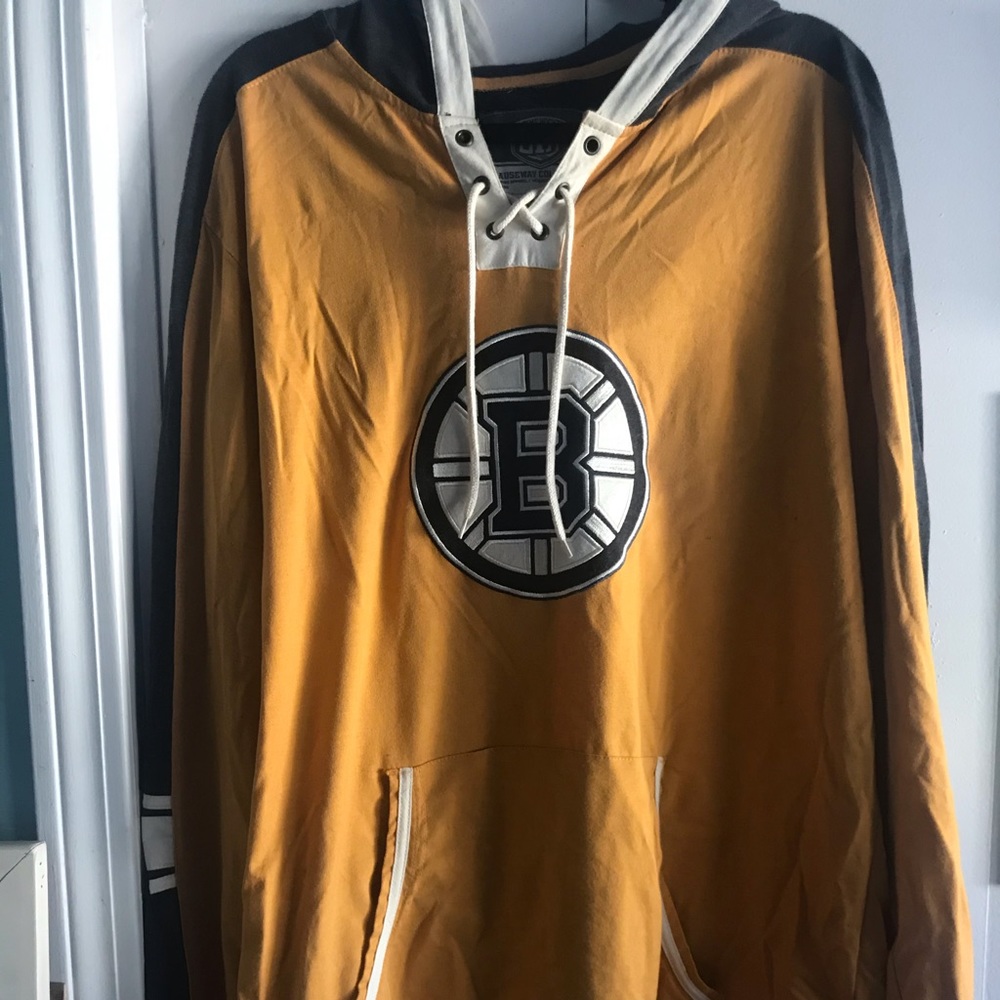 Bruins Lightweight Hoodie